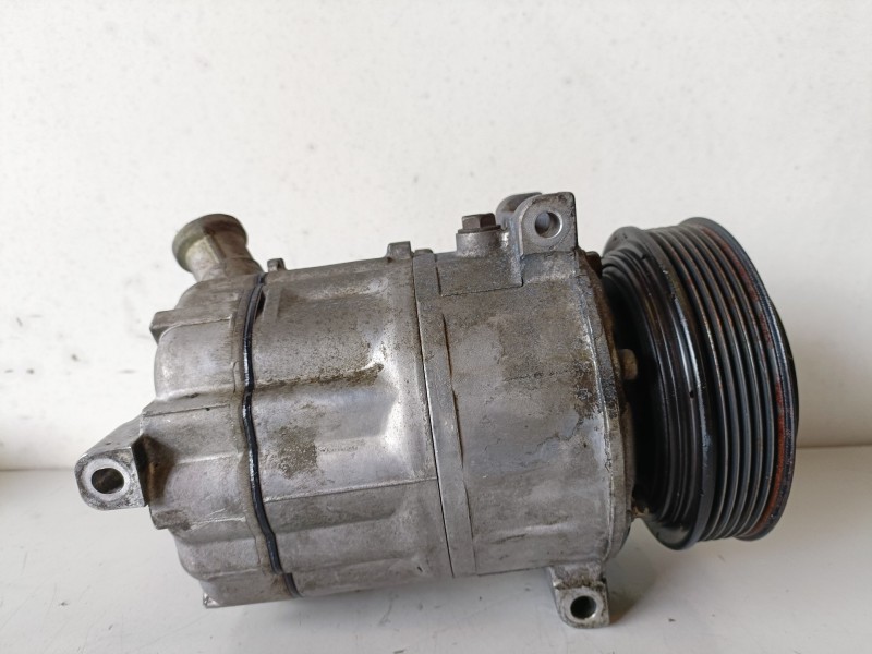 Recambio de compresor aire acondicionado para opel vectra c berlina y22dtr referencia OEM IAM 24411249  