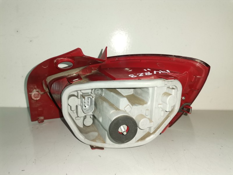 Recambio de piloto trasero izquierdo para seat ibiza berlina (6j5) bts referencia OEM IAM   