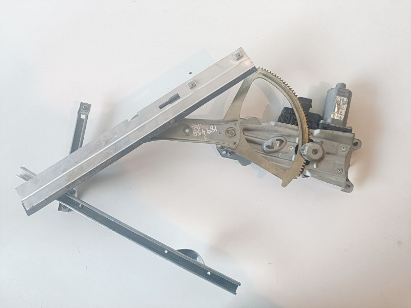 Recambio de elevalunas delantero izquierdo para opel astra h gtc z17dtr referencia OEM IAM 3101478LH  