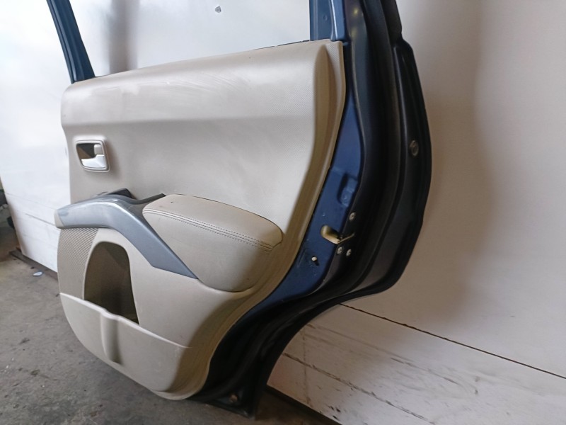 Recambio de puerta trasera derecha para mitsubishi outlander (cw0) bsy referencia OEM IAM   