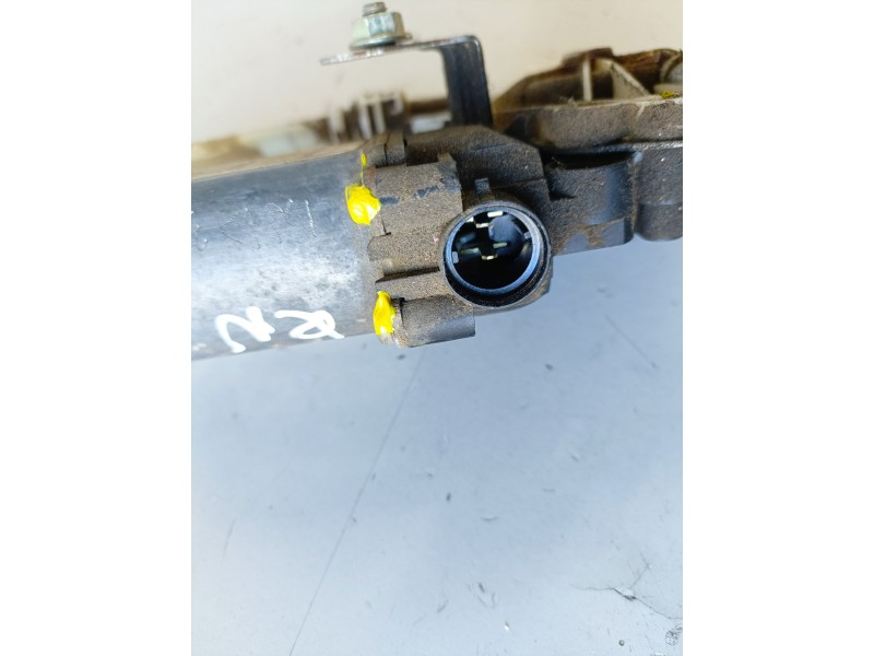 Recambio de elevalunas trasero izquierdo para renault laguna ii grandtour (kg0) f9q750 referencia OEM IAM 460669T3  