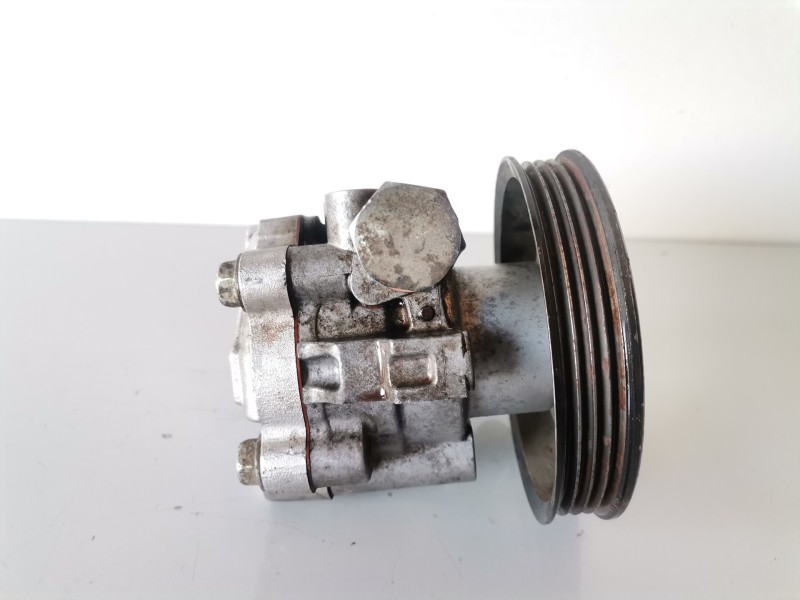 Recambio de bomba direccion para renault maxity td25 referencia OEM IAM   