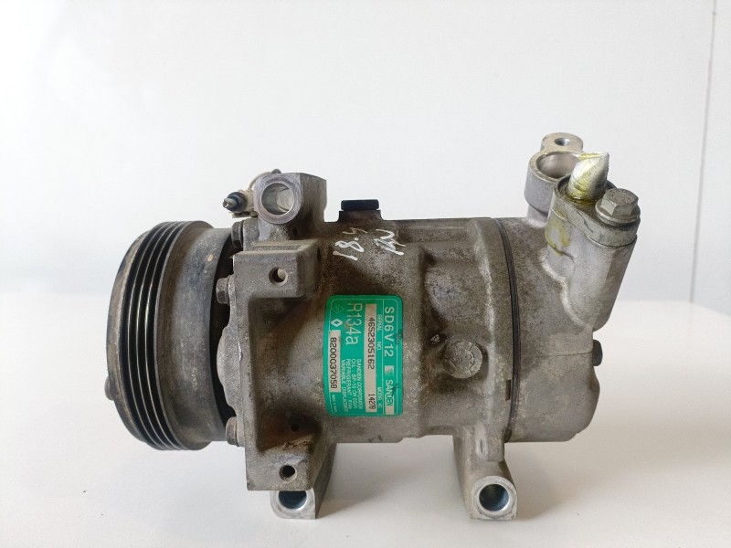 Recambio de compresor aire acondicionado para renault clio ii fase ii (b/cb0) d4f712 referencia OEM IAM 1427B  