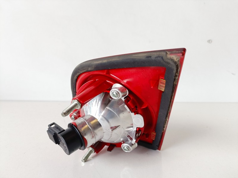 Recambio de piloto trasero izquierdo para volkswagen passat berlina (3c2) bkp referencia OEM IAM 3C5945093C  