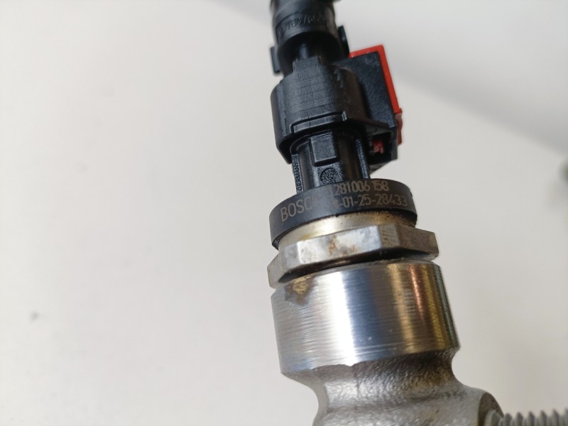 Recambio de rampa inyectora para opel corsa d a13dtc referencia OEM IAM 0445214222  