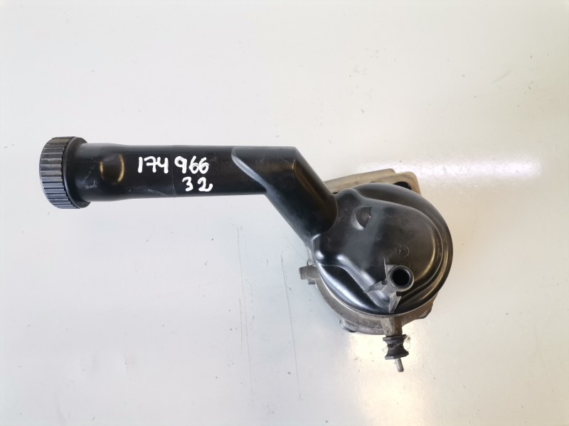 Recambio de bomba direccion para citroen grand c4 picasso rhj referencia OEM IAM 9685418680  