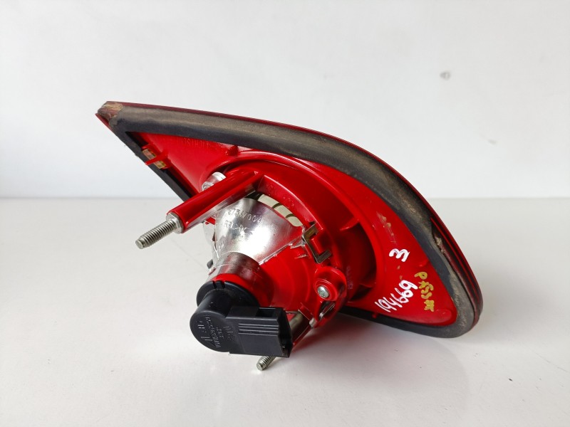Recambio de piloto trasero derecho para volkswagen passat berlina (3c2) bkp referencia OEM IAM 3C5945094C  