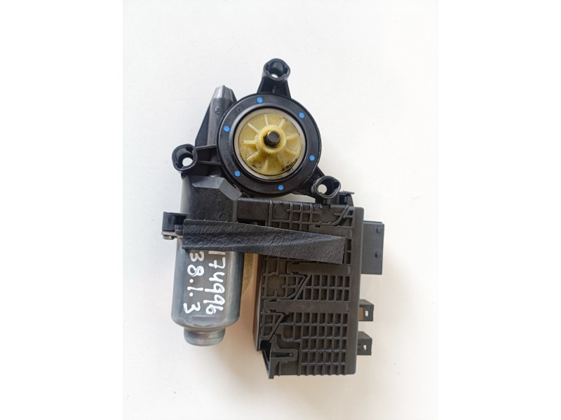 Recambio de motor elevalunas delantero derecho para citroen grand c4 picasso rhj referencia OEM IAM 9682495580  