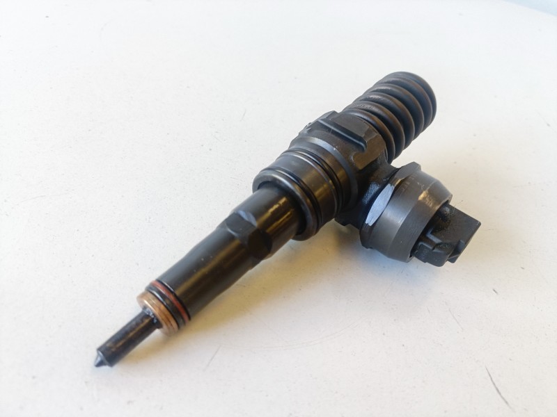 Recambio de inyector para volkswagen sharan (7m6/7m9) auy referencia OEM IAM 038130074AX  
