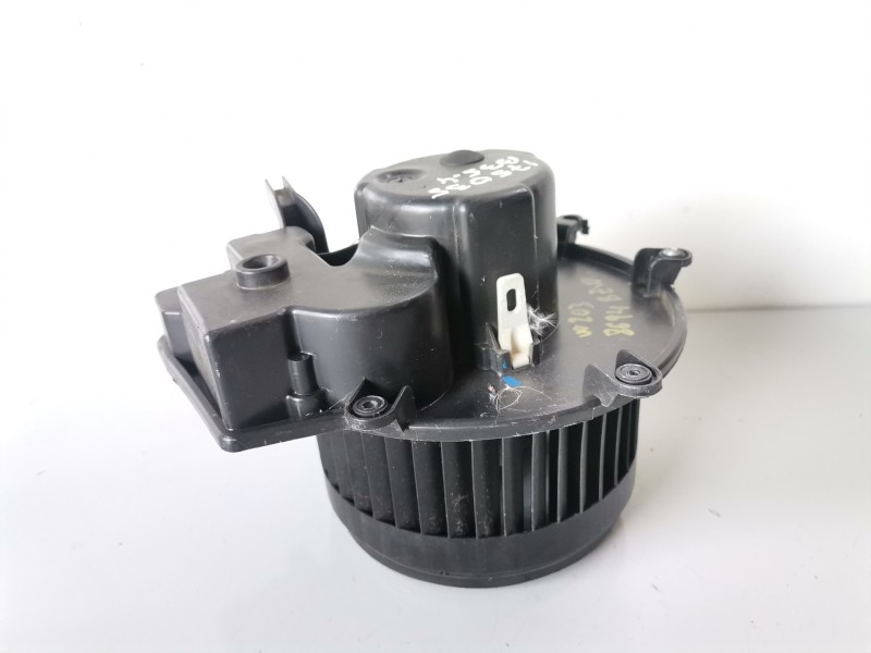 Recambio de ventilador calefaccion para mercedes-benz clase c (bm 203) berlina 111951 referencia OEM IAM   