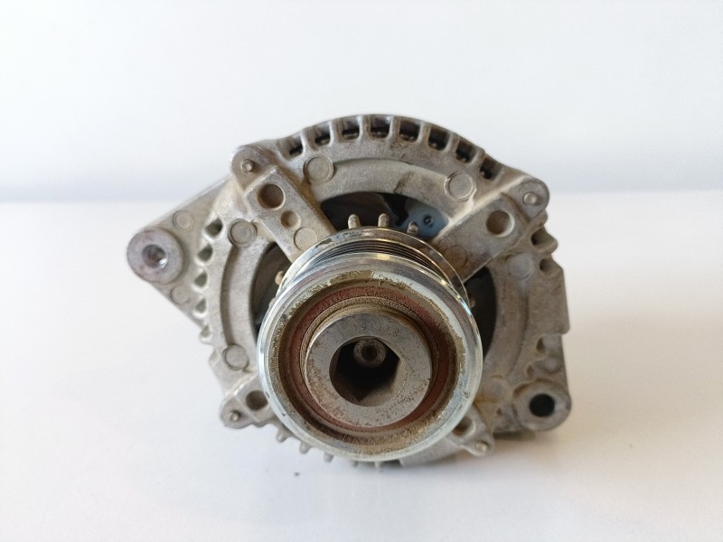 Recambio de alternador para toyota land cruiser (j15) 1kdftv referencia OEM IAM 0210802460  