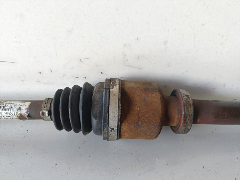 Recambio de transmision delantera derecha para renault clio iii k4m800 referencia OEM IAM 8200358164  