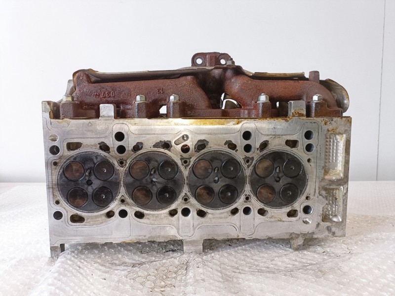 Recambio de culata para opel corsa d a13dtc referencia OEM IAM 55231550  