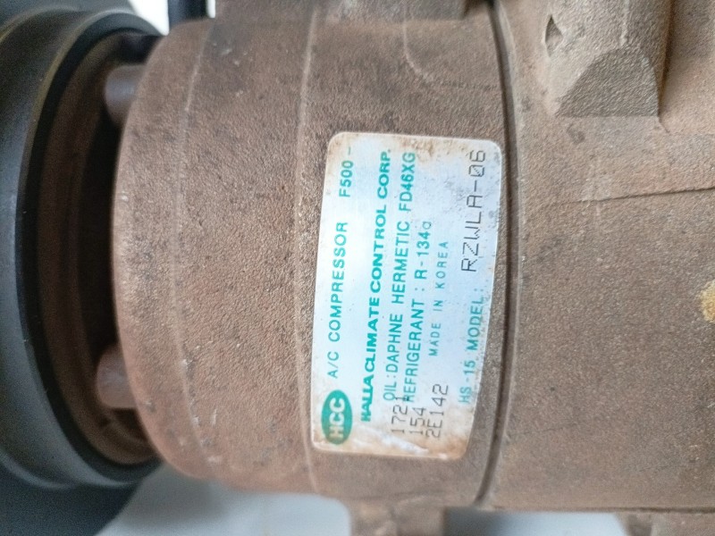 Recambio de compresor aire acondicionado para mazda b-serie (un) wlt referencia OEM IAM RZWLA06  