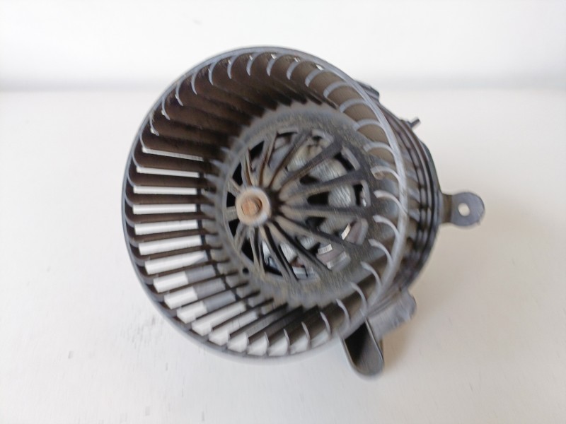 Recambio de ventilador calefaccion para peugeot 307 break/ sw (s2) 9hz referencia OEM IAM   