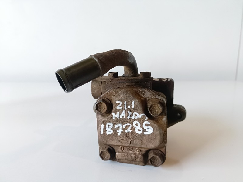 Recambio de bomba direccion para mazda b-serie (un) wlt referencia OEM IAM   