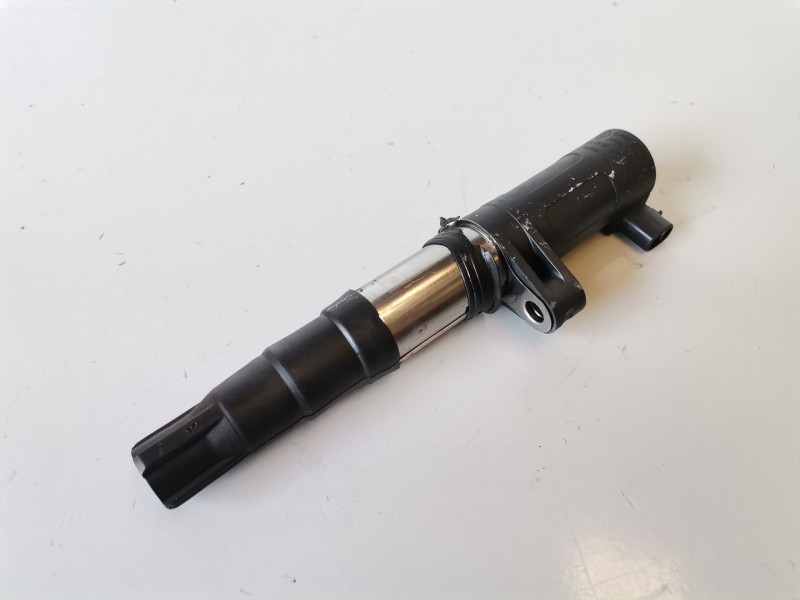 Recambio de bobina encendido para renault modus i k4j770 referencia OEM IAM 8200765882/7700875000  