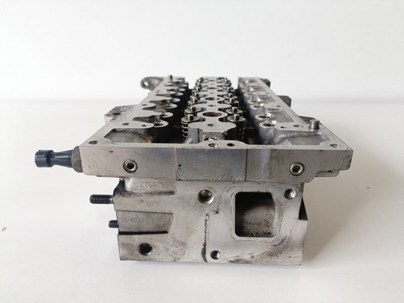 Recambio de culata para fiat linea (110) 199a3000 referencia OEM IAM 55188595  