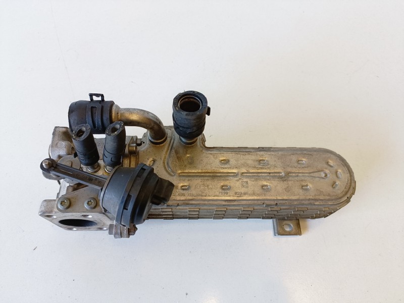 Recambio de enfriador egr para volkswagen passat variant (3c5) bkp referencia OEM IAM 03G131513J  
