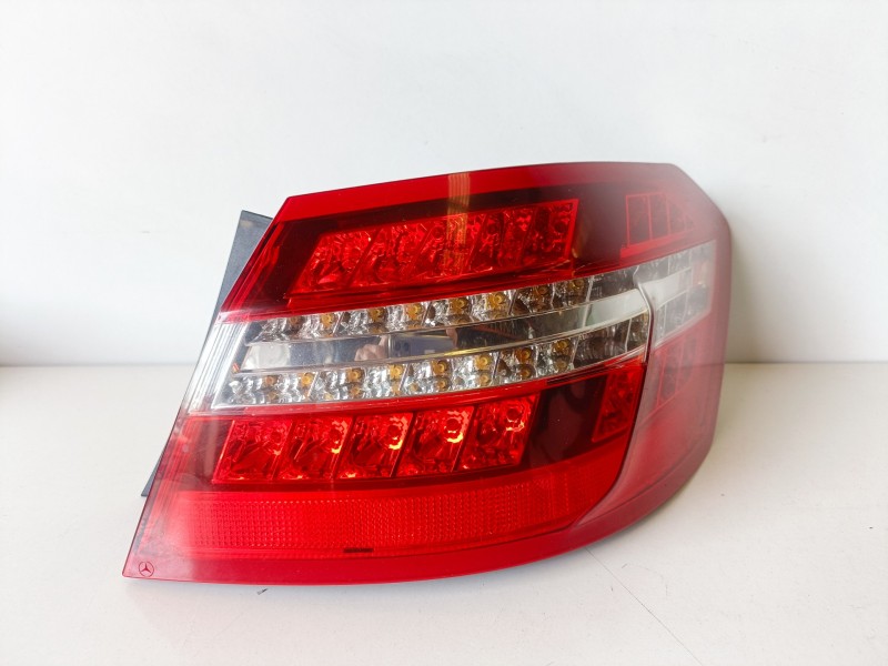 Recambio de piloto trasero derecho para mercedes-benz clase e (bm 212) lim. 642852 referencia OEM IAM A2129060658R  