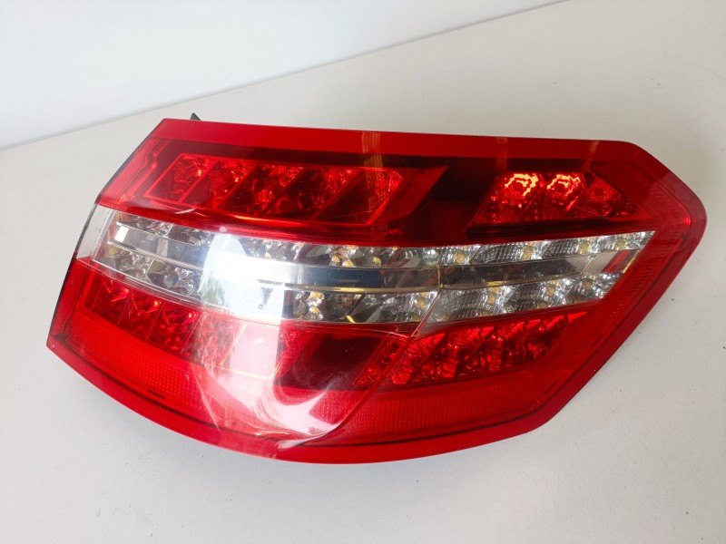 Recambio de piloto trasero derecho para mercedes-benz clase e (bm 212) lim. 642852 referencia OEM IAM A2129060658R  
