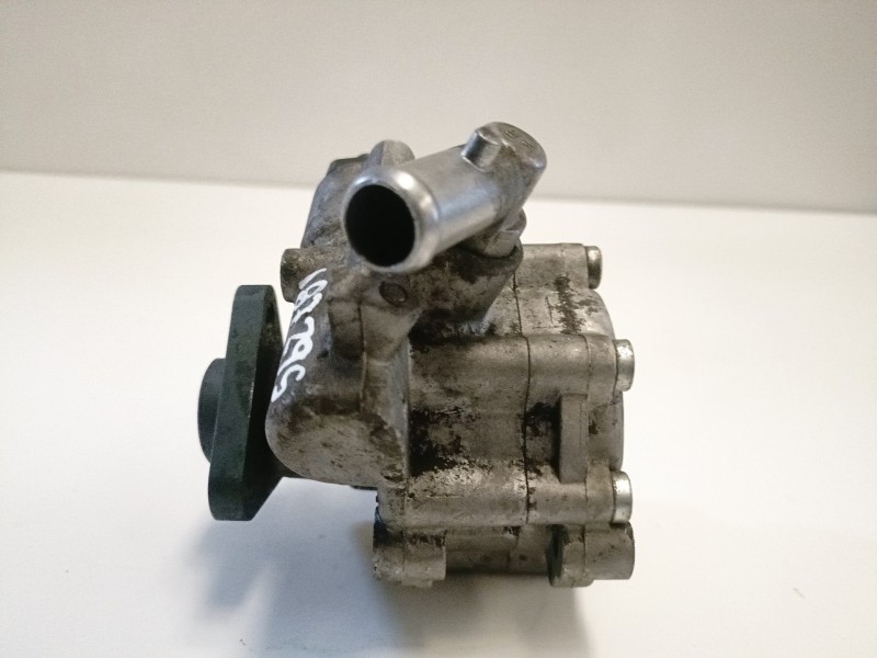 Recambio de bomba direccion para fiat linea (110) 199a3000 referencia OEM IAM 7613955539/51790281  