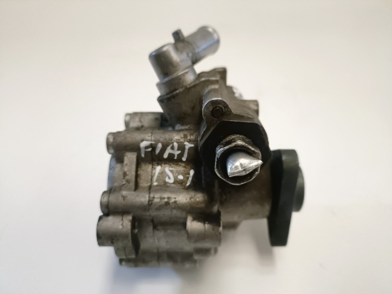 Recambio de bomba direccion para fiat linea (110) 199a3000 referencia OEM IAM 7613955539/51790281  