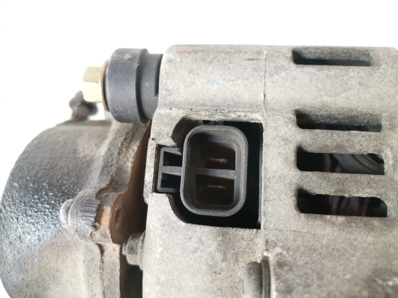 Recambio de alternador para kia carens (un) d4ea referencia OEM IAM 3730027011  