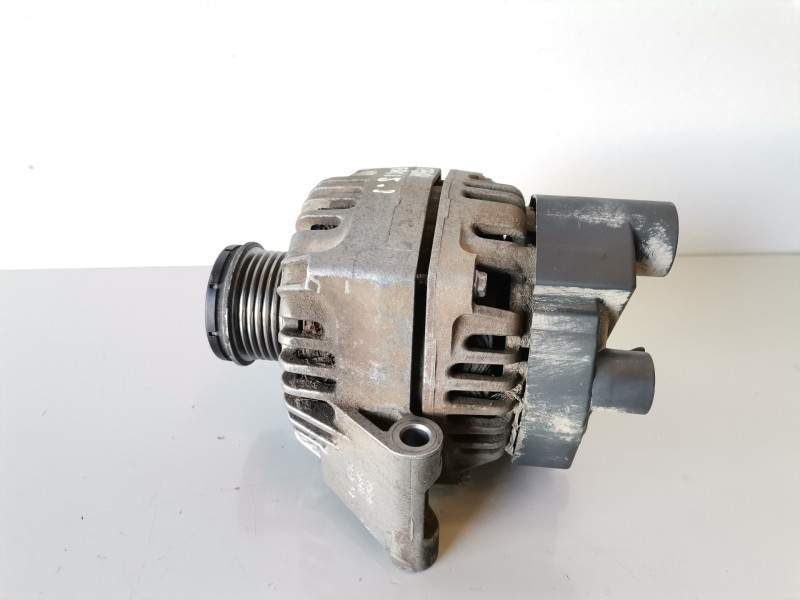 Recambio de alternador para fiat iii fiorino (225) 199a2000 referencia OEM IAM 51784845  