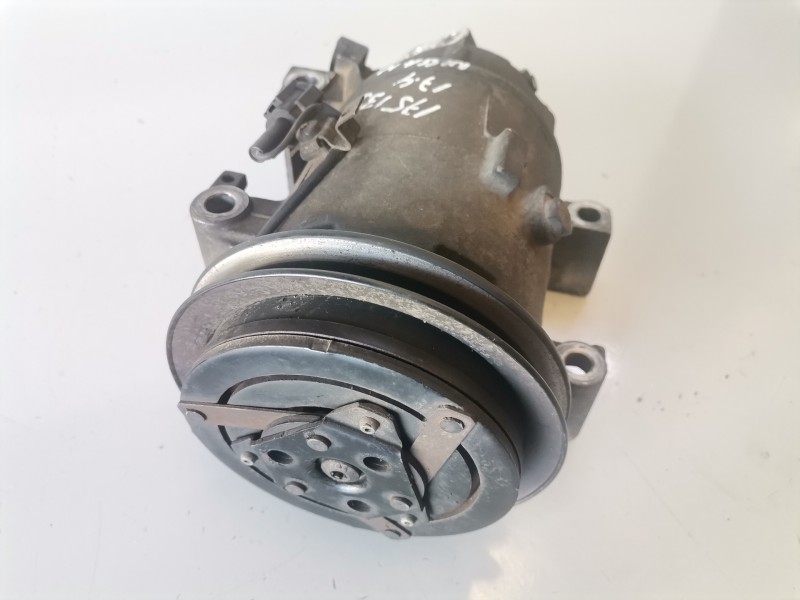 Recambio de compresor aire acondicionado para nissan almera tino (v10m) yd22ddti referencia OEM IAM 92600BN301  