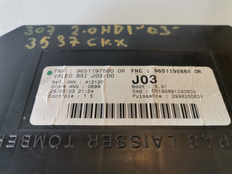 Recambio de caja reles / fusibles para peugeot 307 break / sw (s1)(04.2002) rhs referencia OEM IAM 9651196880  