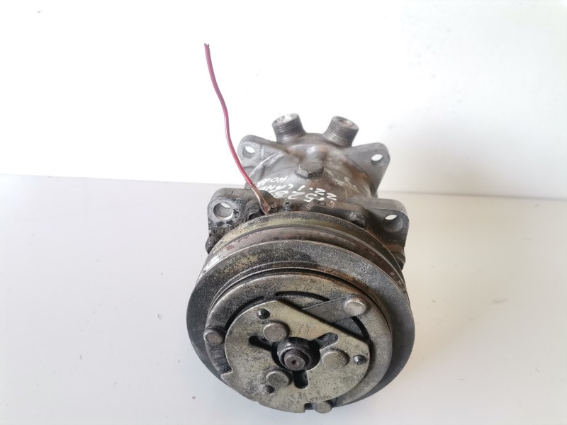 Recambio de compresor aire acondicionado para land rover discovery (salljg/lj) 12l referencia OEM IAM 7412  