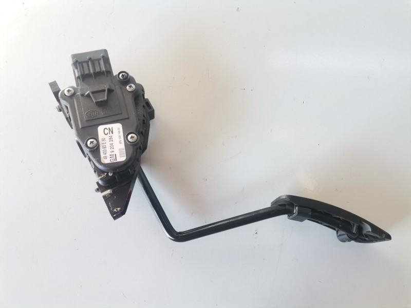 Recambio de potenciometro pedal para opel agila z10xe referencia OEM IAM 9204284  