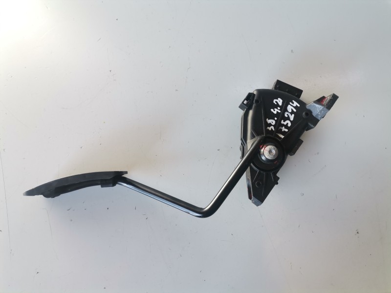 Recambio de potenciometro pedal para opel agila z10xe referencia OEM IAM 9204284  