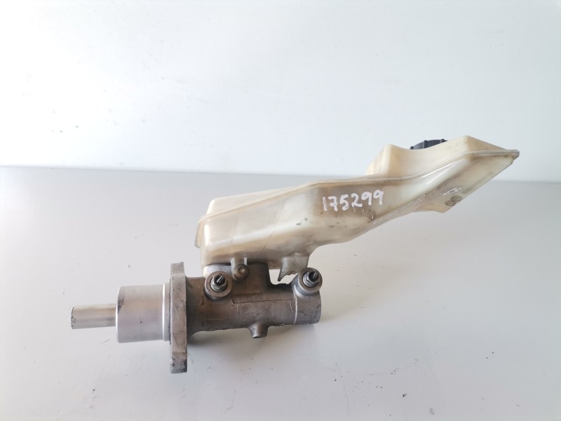 Recambio de bomba freno para mazda 3 berlina (bk) y6 referencia OEM IAM   