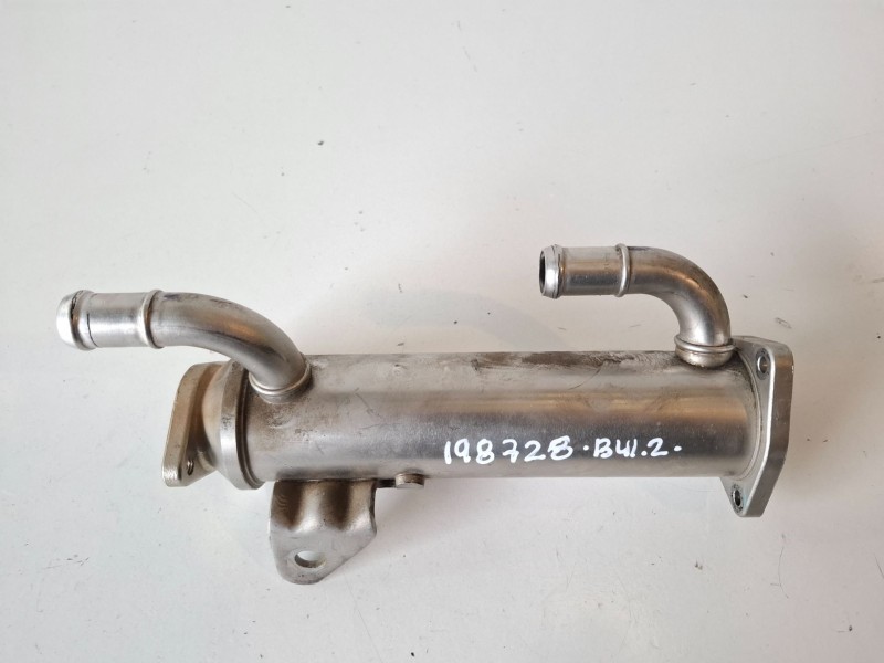 Recambio de enfriador egr para hyundai santa fe (cm) d4eb referencia OEM IAM 2840027401  