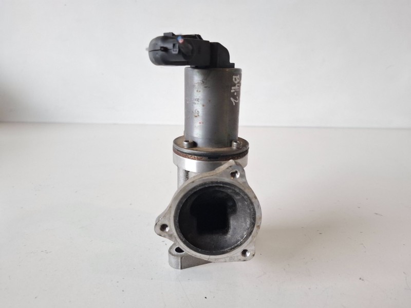 Recambio de valvula egr para hyundai santa fe (cm) d4eb referencia OEM IAM 2841027410  