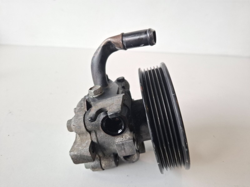 Recambio de bomba direccion para hyundai santa fe (cm) d4eb referencia OEM IAM   