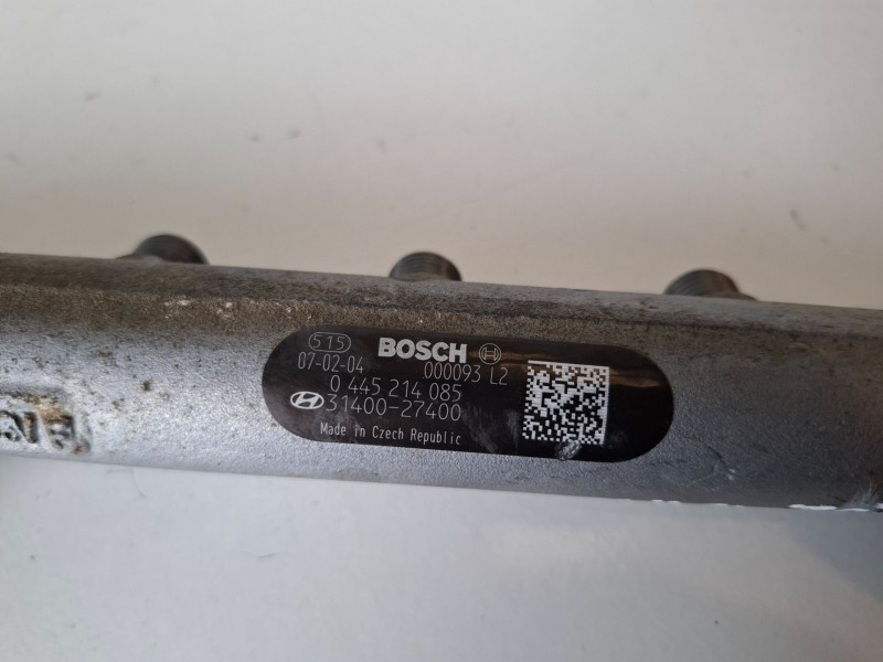 Recambio de rampa inyectora para hyundai santa fe (cm) d4eb referencia OEM IAM 0445214085  