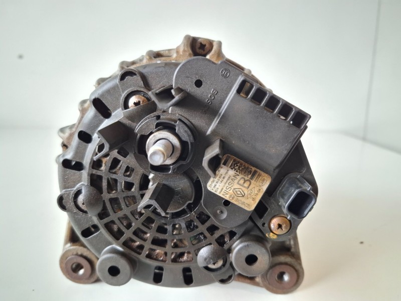 Recambio de alternador para nissan qashqai (j11e) r9maeg4 referencia OEM IAM 231004BE0BE  
