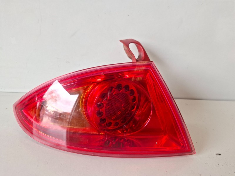 Recambio de piloto trasero izquierdo para seat leon (1p1) bxf referencia OEM IAM   