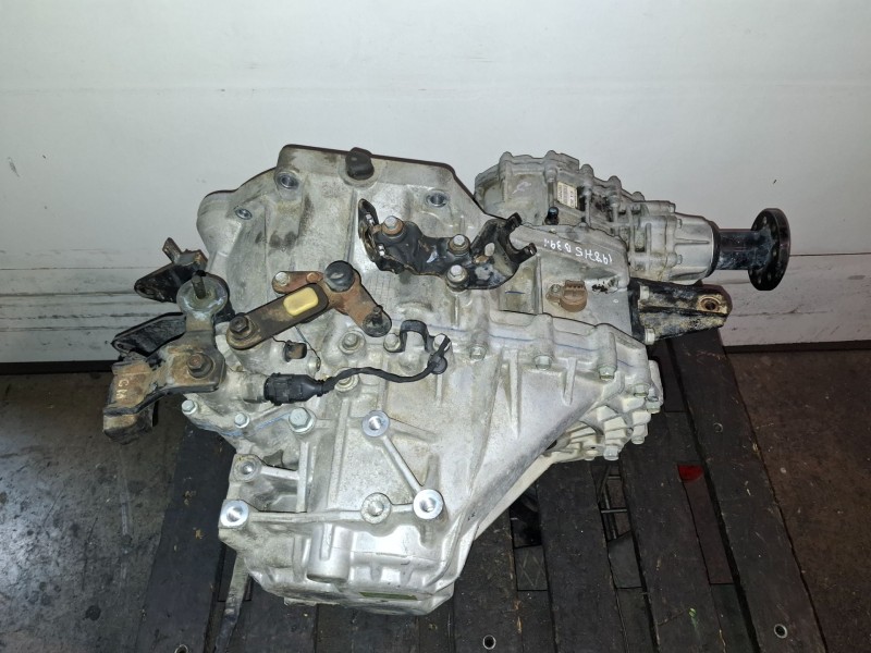 Recambio de caja cambios para hyundai santa fe (cm) d4eb referencia OEM IAM 4300038070  