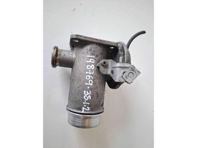 Recambio de valvula egr para bmw serie 1 berlina (e81/e87) 204d4 referencia OEM IAM 70051200  