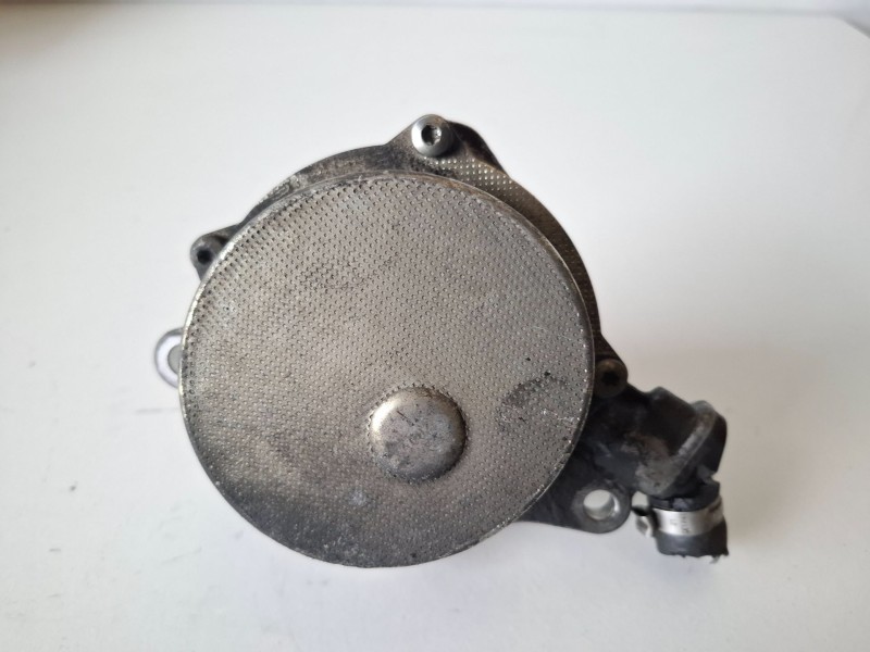 Recambio de depresor freno / bomba vacio para bmw serie 1 berlina (e81/e87) 204d4 referencia OEM IAM 700437012  