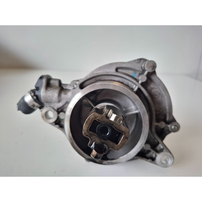 Recambio de depresor freno / bomba vacio para bmw serie 1 berlina (e81/e87) 204d4 referencia OEM IAM 700437012  