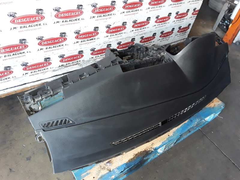 Recambio de kit airbag para seat arona (kj) dkj referencia OEM IAM   