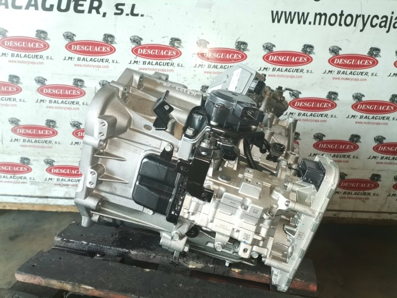 Recambio de caja cambios para hyundai tucson (tl) g4fu referencia OEM IAM M22WLD/B42155  