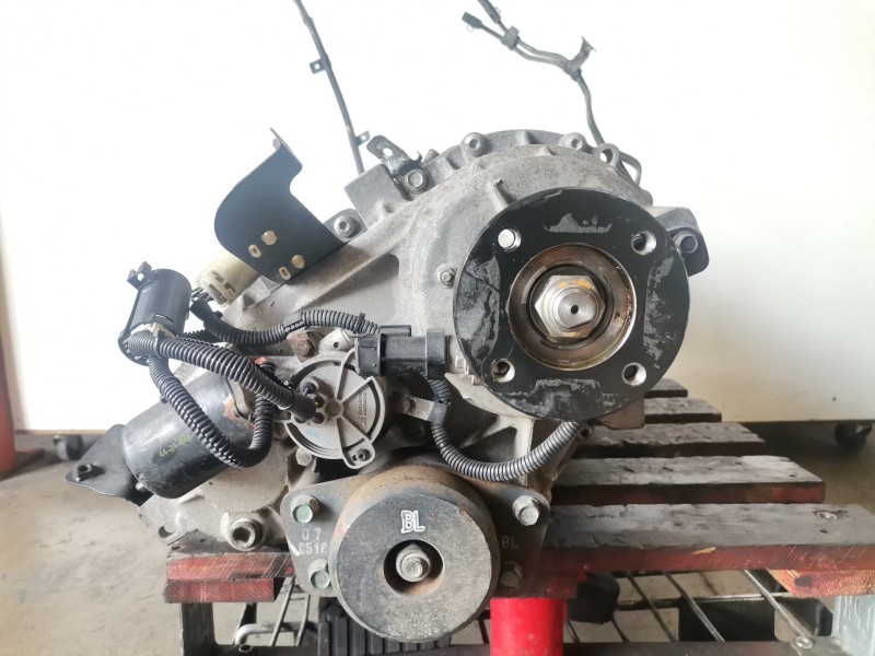 Recambio de caja cambios para kia sorento (bl) d4cb referencia OEM IAM Y7CA4E  