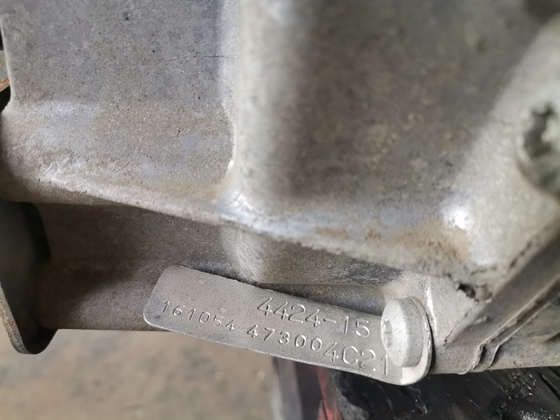 Recambio de caja cambios para kia sorento (bl) d4cb referencia OEM IAM Y7CA4E  