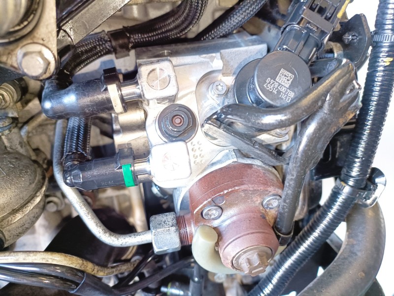 Recambio de motor completo para ford fiesta (cnn) ugjc referencia OEM IAM UGJC  